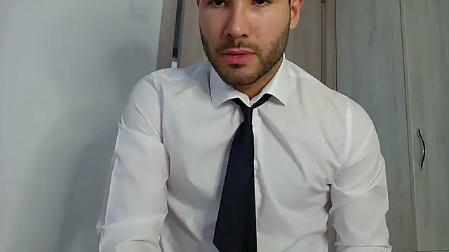 Snapshot of Justynn1 chatting on March 13, 6:58 am Justynn1 online show from March 13, 6:58 am