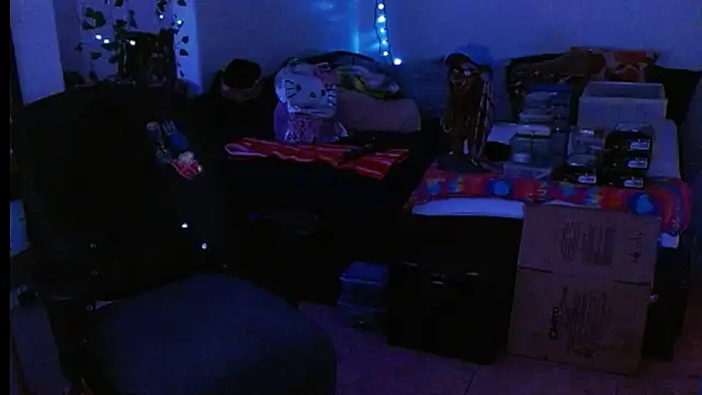 Snapshot of mycock2474u chatting on March 1, 3:43 am mycock2474u online show from March 1, 3:43 am