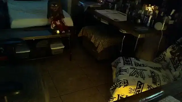 Snapshot of mycock2474u chatting on October 1, 2:48 am mycock2474u online show from October 1, 2:48 am