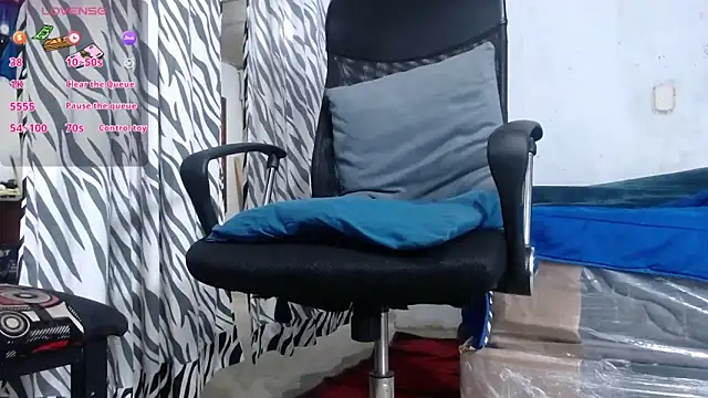 kilian xx online show from April 7, 4:56 am