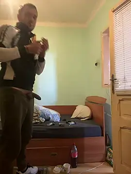 AlexandruUK online show from March 19, 8:55 am