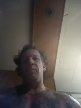 trucker1979 online show from December 15, 2:30 am