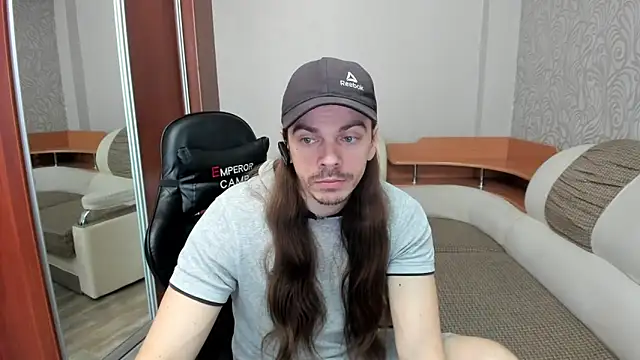 Marrymepls online show from February 3, 6:40 am