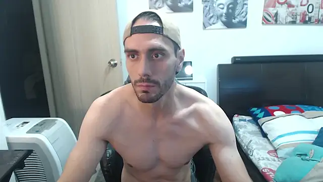 samuelgarcia  online show from December 16, 7:26 am