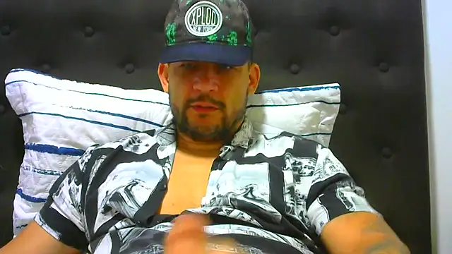 altenori112 online show from October 31, 1:51 am