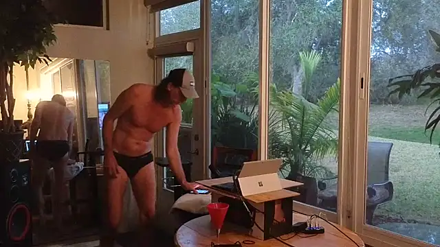 eliberator1777 online show from February 13, 10:00 pm