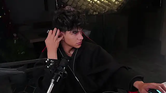 amateur bigcock1 online show from November 16, 6:26 am