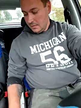 nemes2 online show from November 11, 3:06 pm