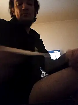 BunnyandClydeDk online show from December 3, 2:23 am