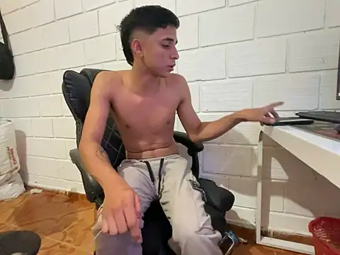 Max TheHorseDick online show from February 6, 2:30 am