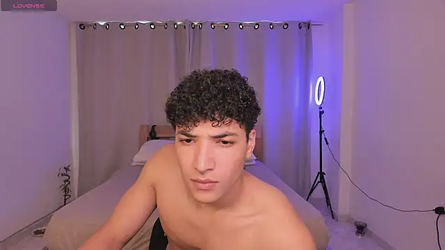 MitchellXD online show from February 16, 3:27 pm