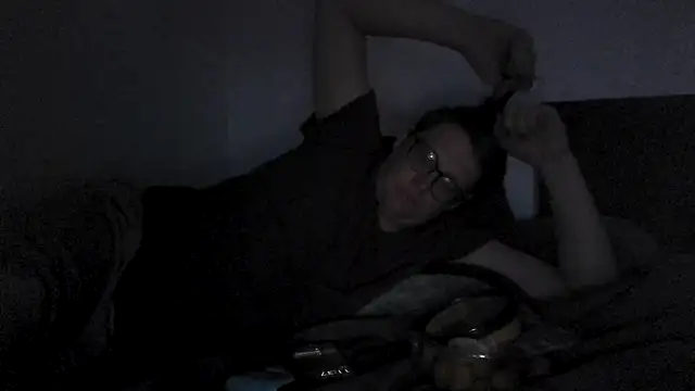 Snapshot of SilasRed chatting on January 11, 7:38 pm SilasRed online show from January 11, 7:38 pm