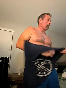 Bronco9602 online show from November 4, 12:22 am