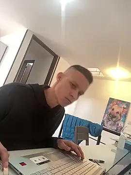 yequeal online show from March 4, 5:34 pm