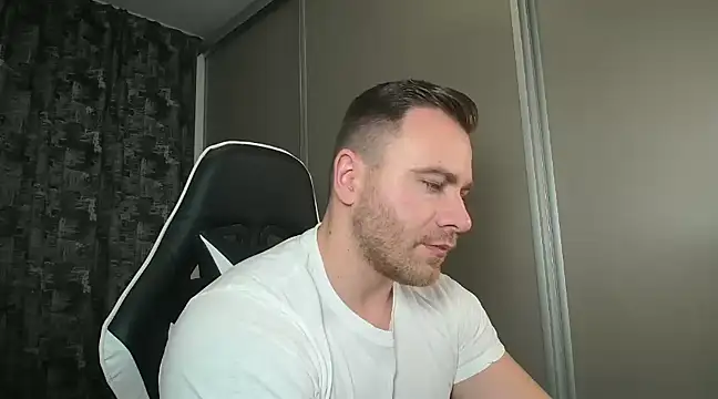 Thori92 online show from January 29, 5:13 pm