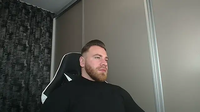 Thori92 online show from March 18, 6:17 pm