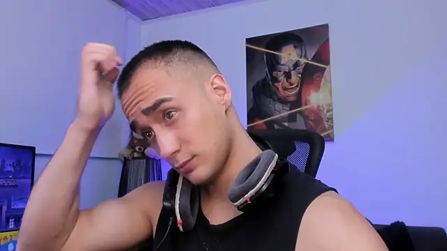 AlexRivera6 online show from December 16, 12:26 am