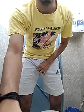 Snapshot of Pink_head_dick chatting on December 27, 7:29 am Pink head dick online show from December 27, 7:29 am