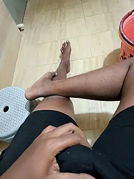 mkmony online show from February 11, 6:22 pm