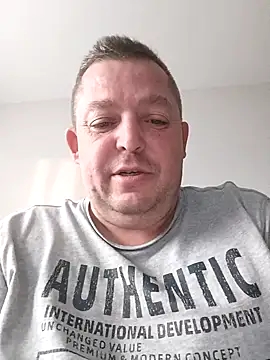 Snapshot of Borisache chatting on October 21, 2:53 pm Borisache online show from October 21, 2:53 pm