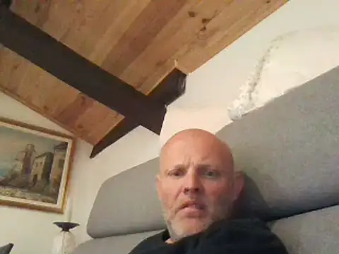 davigochi77bcn online show from March 19, 7:27 pm