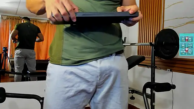 ChoreyTaiylor online show from December 17, 2:57 pm