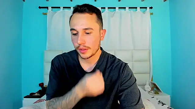 juan  jimenez online show from November 19, 2:00 am