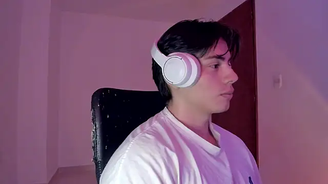 Giordano Russo online show from October 12, 9:09 pm