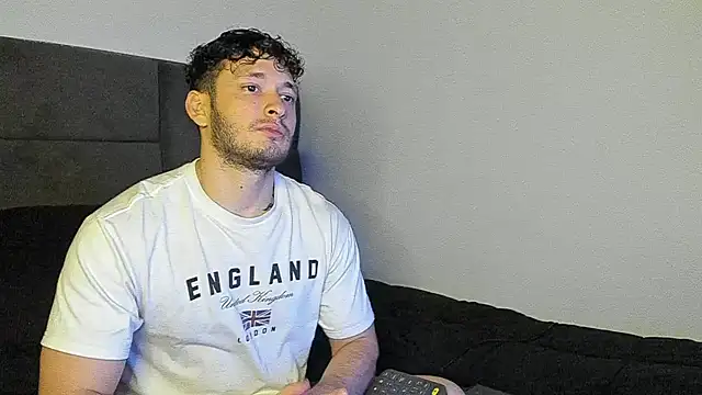 alejandro  2 online show from December 3, 8:48 pm