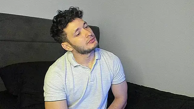 alejandro  2 online show from December 2, 6:44 pm