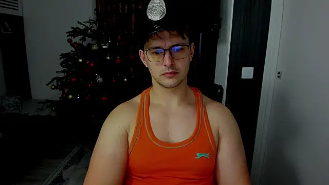 sexxymuscles4u online show from January 8, 1:27 pm