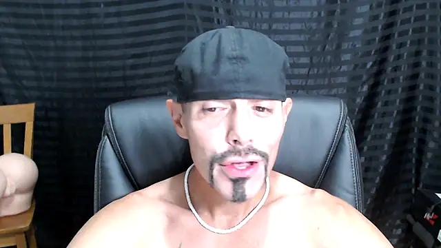 ThickD2C online show from March 9, 6:32 pm