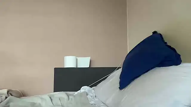 sexybooii6968 online show from October 13, 1:39 pm