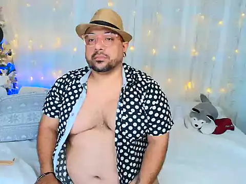 jacoob woods online show from December 10, 3:22 pm