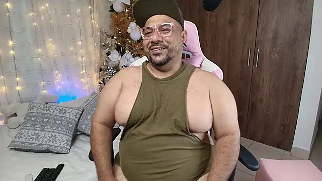 jacoob woods online show from December 6, 4:25 am