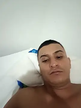 andrew32627 online show from November 4, 1:17 am