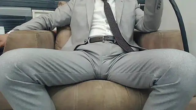 masterxmonster online show from February 10, 9:25 pm