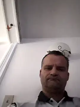 sinclaire09 online show from October 18, 12:10 pm