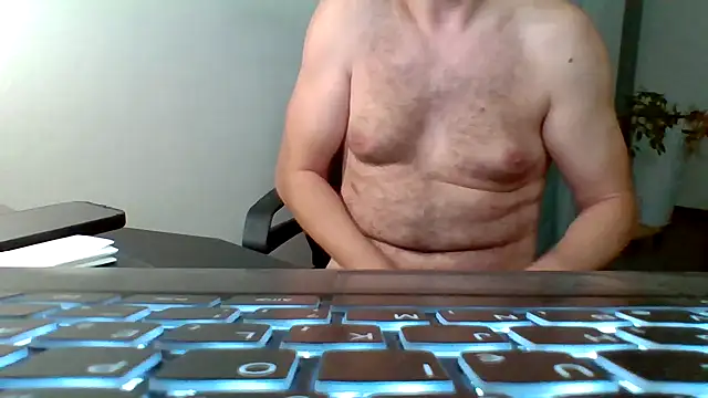 Snapshot of Horney_boy86 chatting on September 21, 10:10 pm Horney boy86 online show from September 21, 10:10 pm