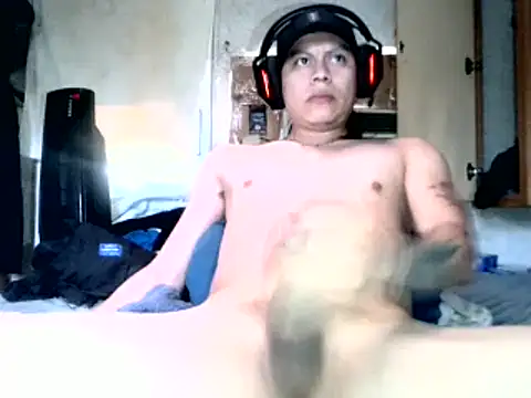 jceodo100 online show from February 7, 7:06 pm