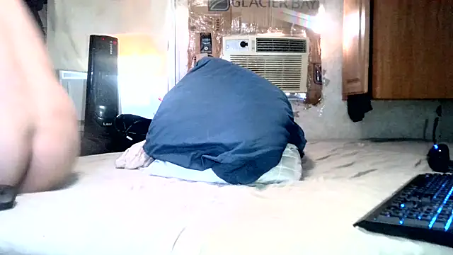 jceodo100 online show from March 7, 5:28 pm