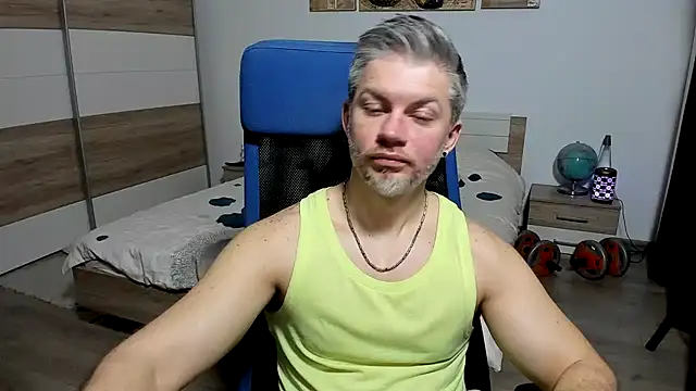 RobbyShawz online show from January 13, 8:30 am