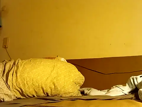 Snapshot of Hotarabicboy36y chatting on December 14, 4:20 pm Hotarabicboy36y online show from December 14, 4:20 pm