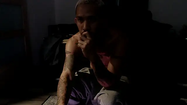 inc25cbxh online show from December 15, 5:10 pm