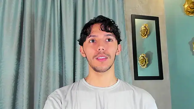2tommy greg online show from October 18, 7:41 pm