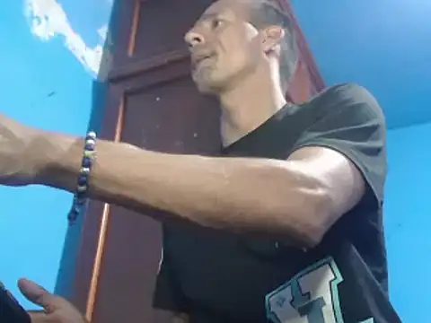 Snapshot of couplepregnantdick20 chatting on March 5, 8:55 pm couplepregnantdick20 online show from March 5, 8:55 pm