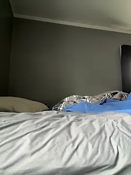 DAJ4002 online show from April 5, 5:31 pm