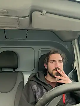 Snapshot of agitnizci13 chatting on December 9, 2:51 pm agitnizci13 online show from December 9, 2:51 pm