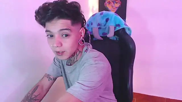 Snapshot of saad_man chatting on December 26, 3:16 am saad man online show from December 26, 3:16 am