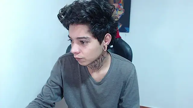 Snapshot of saad_man chatting on December 16, 1:00 pm saad man online show from December 16, 1:00 pm